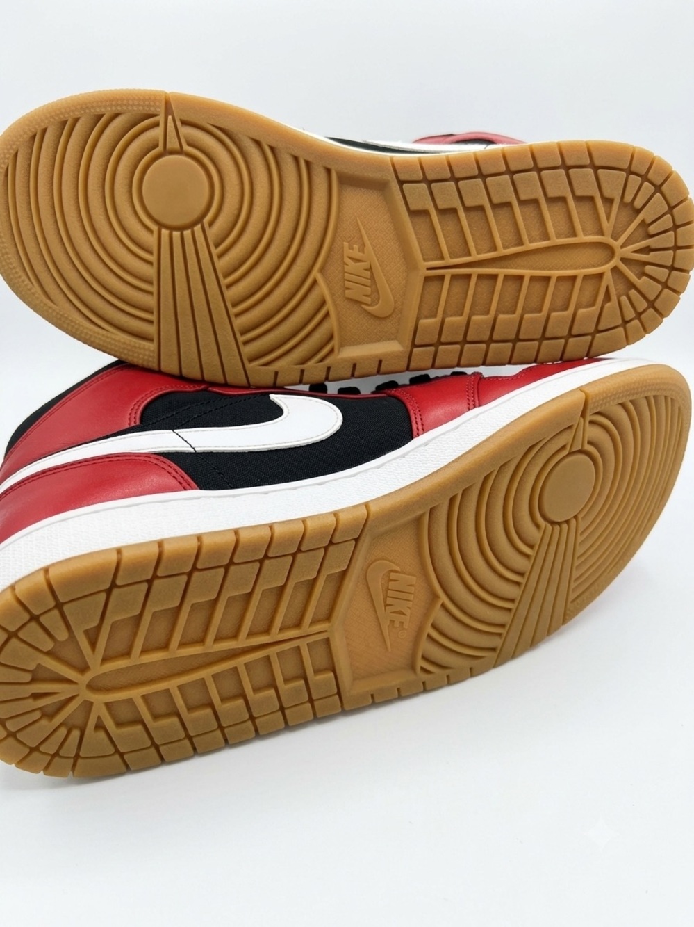 Jordan Air Jordan 1 Retro High OG Craft Gym Red Black Size 10.5 - Picture 4 of 6